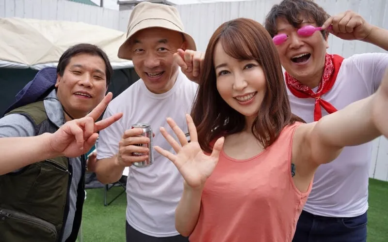 ông chồng để bà xã cắm trại 3 ngày 2 đêm với hiệp hội khu phố mà không biết…